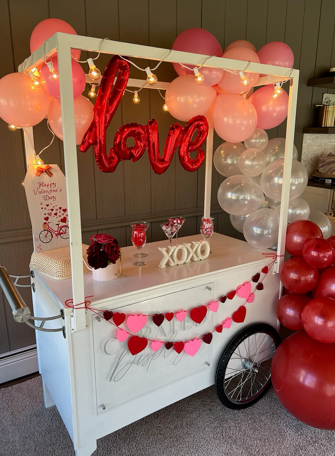 Reserve Rose Our Vintage Peddlers Cart - Toledo Mobile Bar Rental
