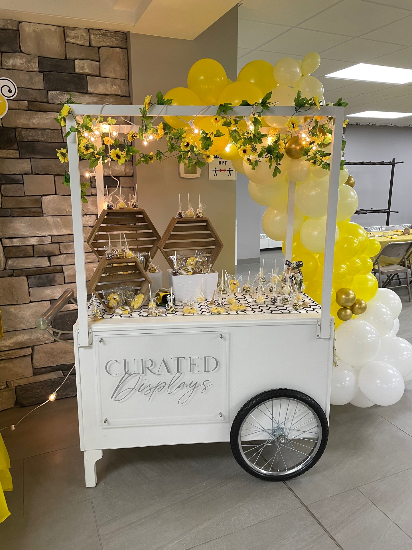 Reserve Rose Our Vintage Peddlers Cart  - Toledo Mobile Bar Rental