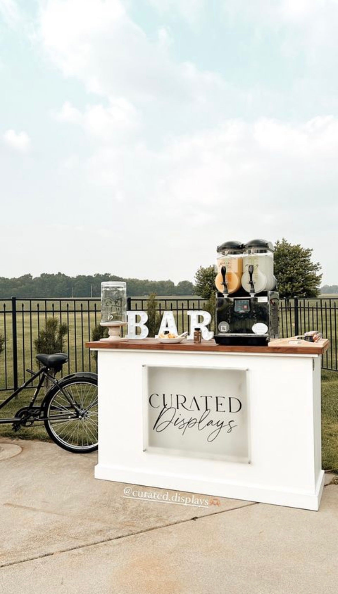 Reserve Stan Our Stand Alone Bar  - Toledo Mobile Bar Rental
